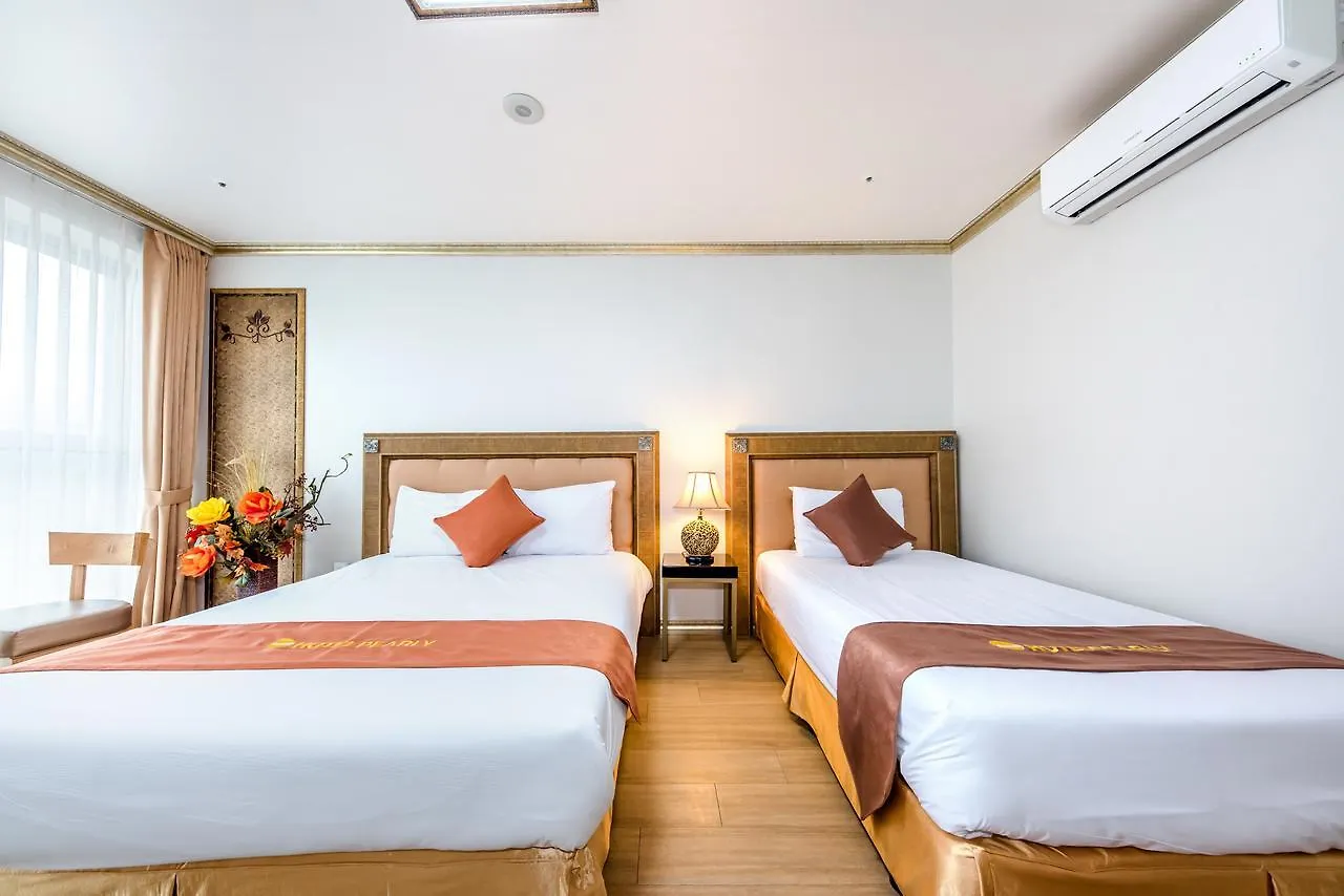 Pearly Hotel Czedżu
