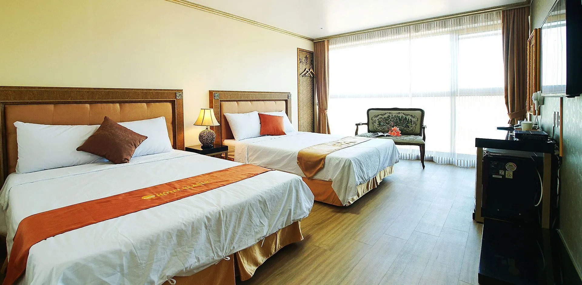 Pearly Hotel Czedżu